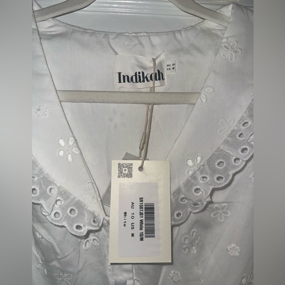 Eyelet White Mini Dress - Picture 9 of 9